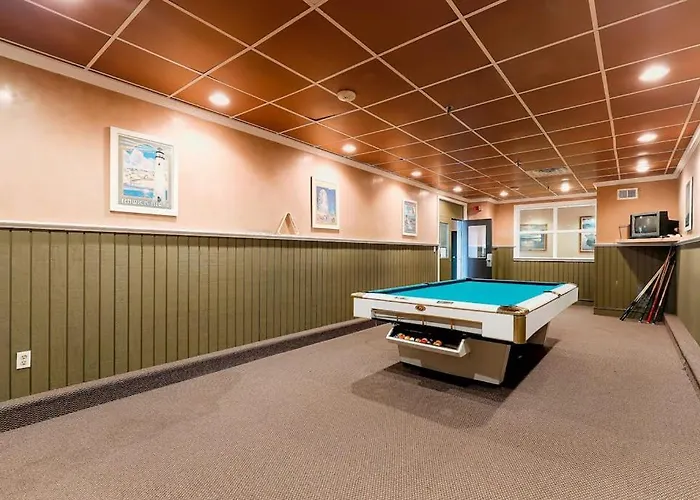 Holiday home Fascinating With Balcony Pools Game Sauna & Ac Ocean City
